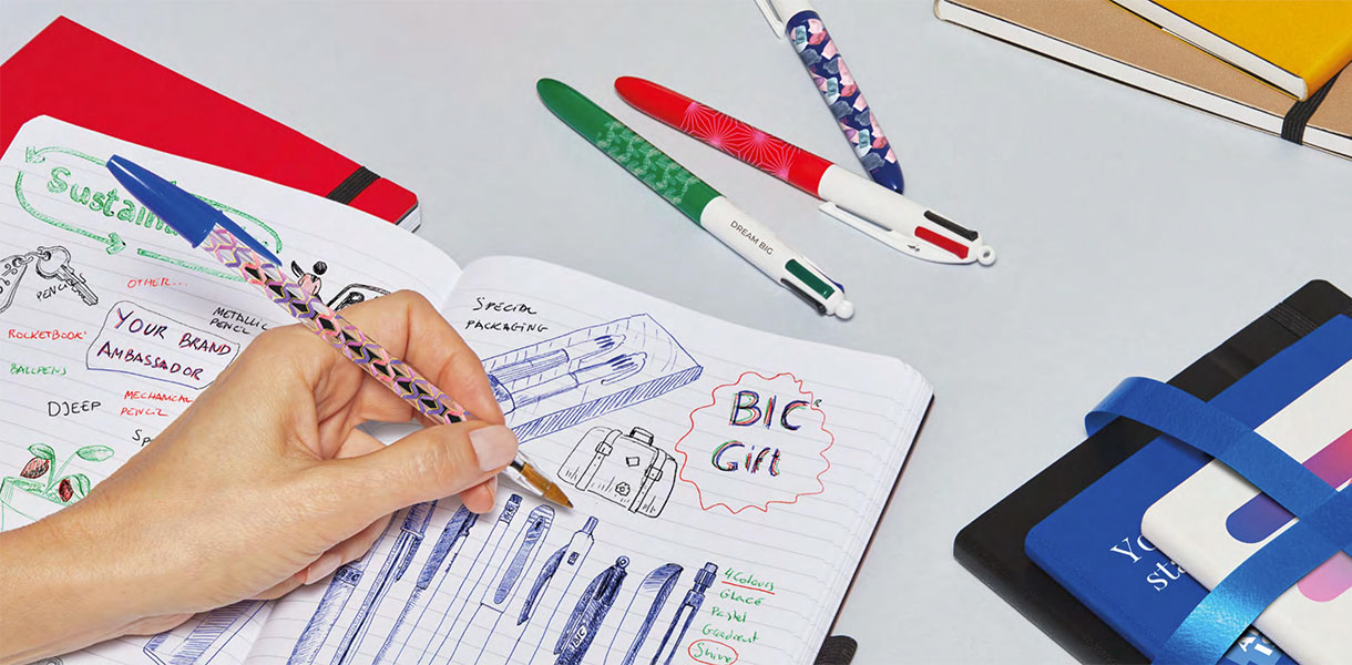 Offrez un stylo publicitaire personnalisé avec votre logo !